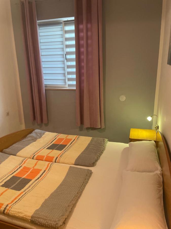 Apartmani Nina Crikvenica Exteriör bild