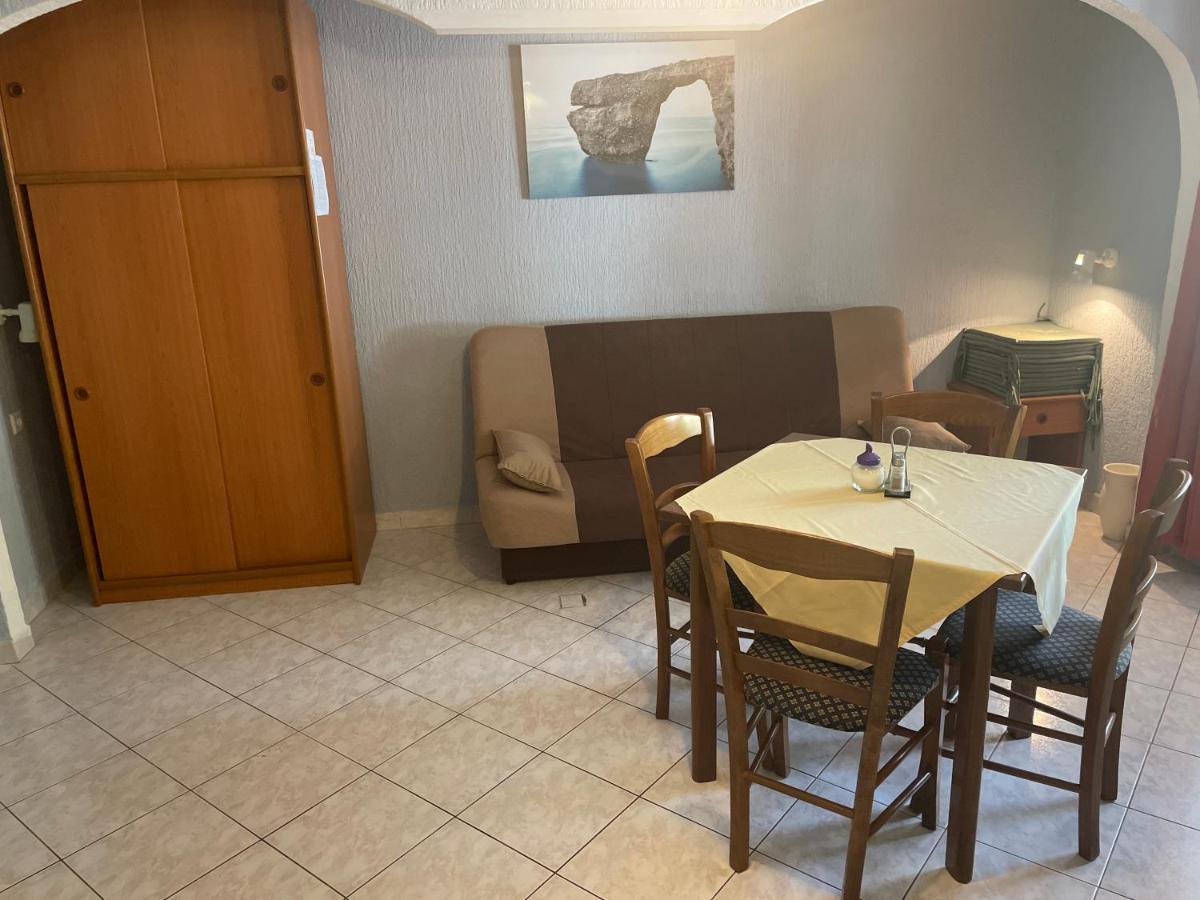 Apartmani Nina Crikvenica Exteriör bild