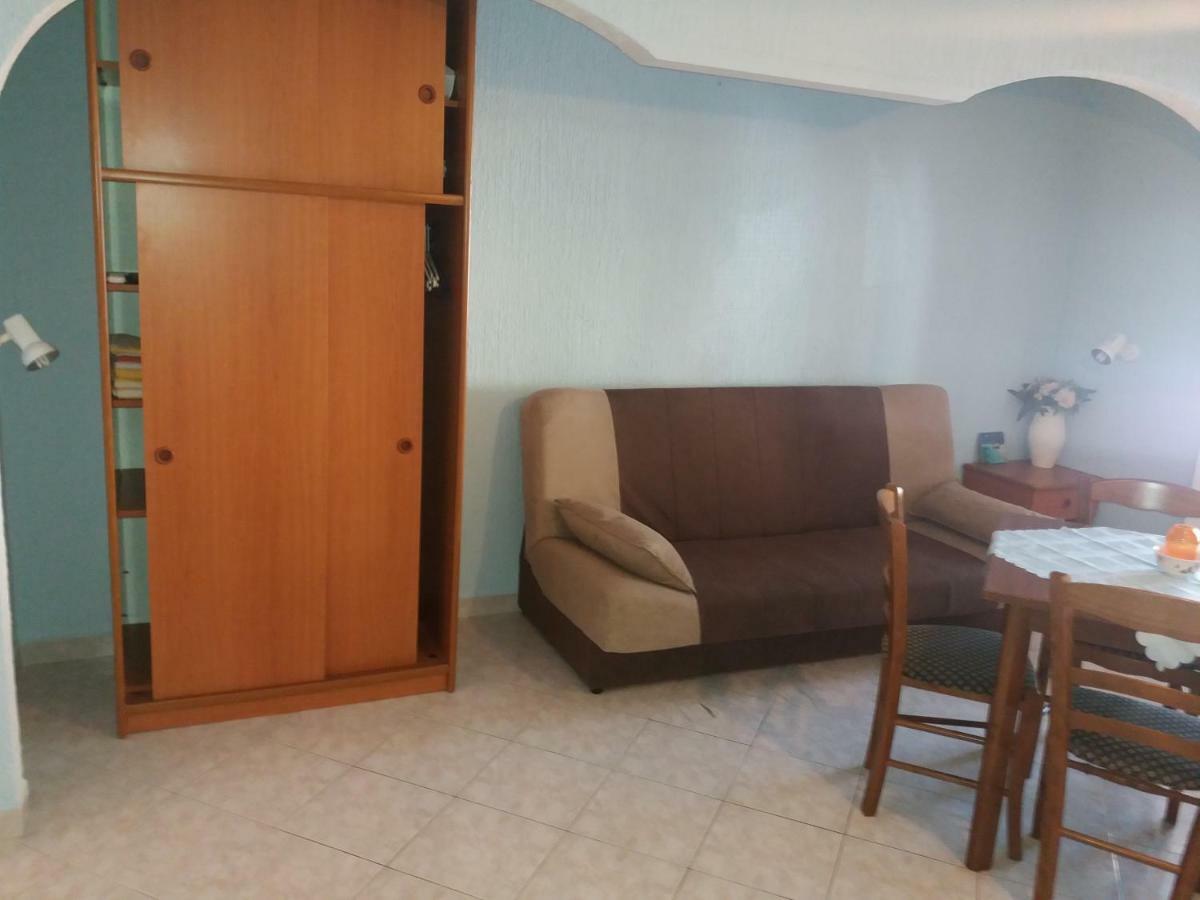 Apartmani Nina Crikvenica Exteriör bild